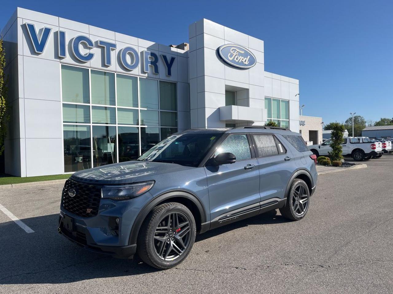 New 2025 Ford Explorer ST for sale in Chatham, ON