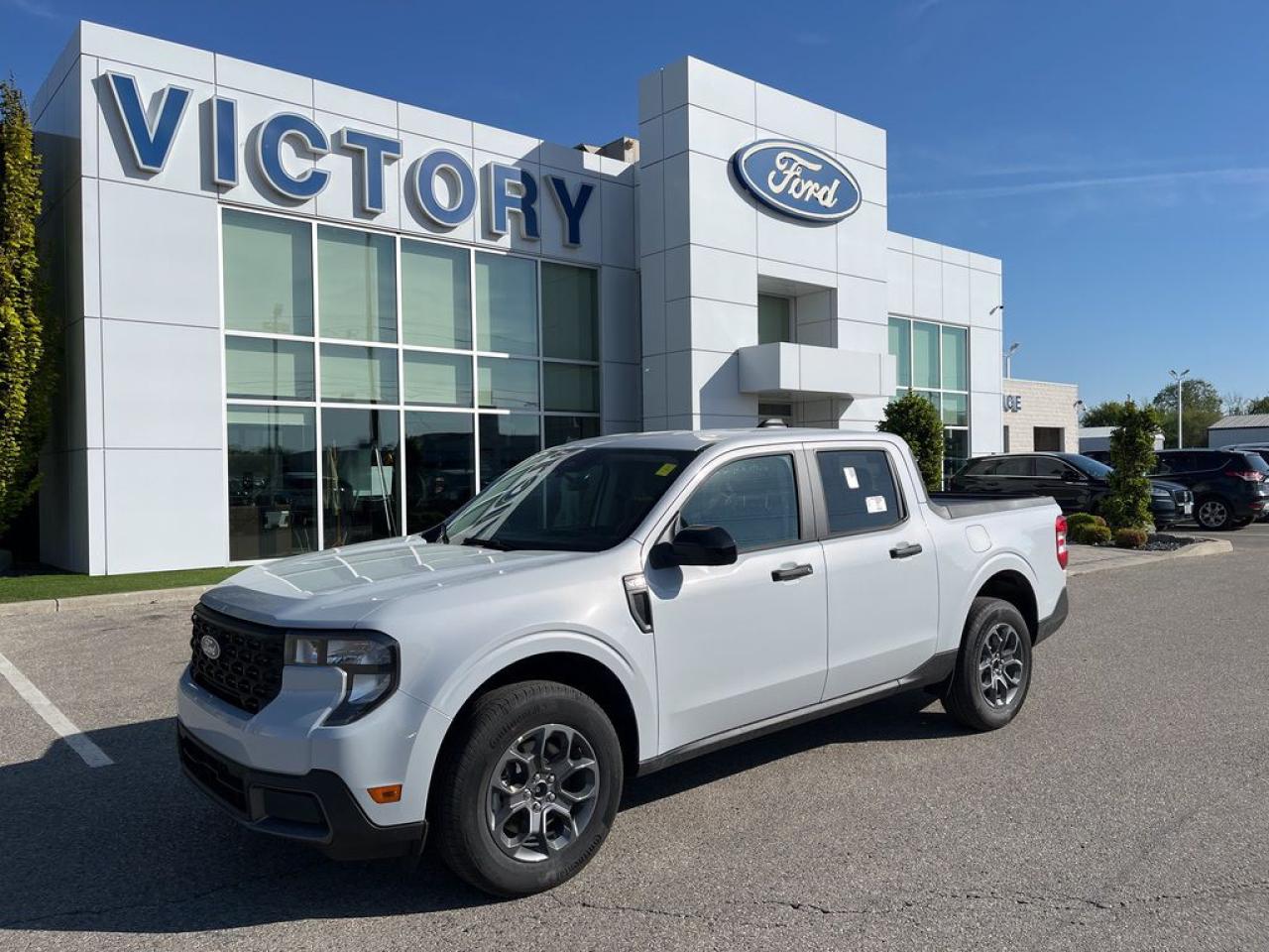 New 2025 Ford Maverick XLT for sale in Chatham, ON