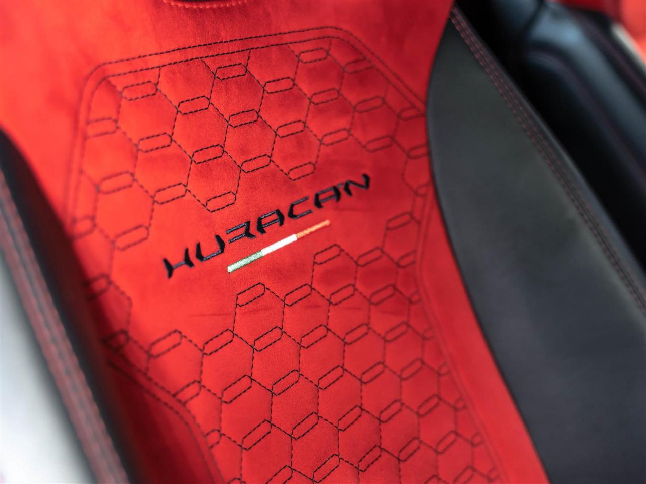 2017 Lamborghini Huracan LP610-4|SENSONUM SOUND|LIFTING SYSTEM|NAVI|REARCAM Photo