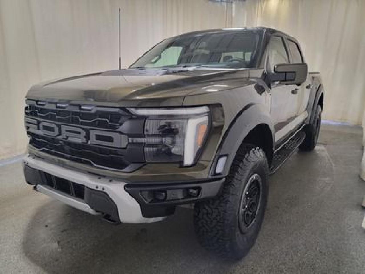 New 2025 Ford F-150 RAPTOR W/TWIN PANEL MOONROOF for sale in Regina, SK
