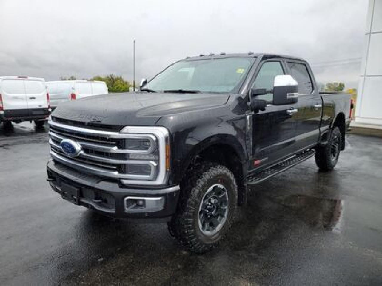 New 2025 Ford F-350 PLATINUM W/5TH WHEEL HITCH PREP PACKAGE for sale in Moose Jaw, SK