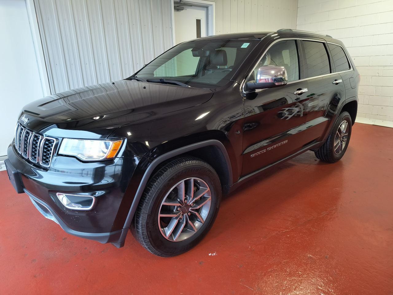 Used 2019 Jeep Grand Cherokee LIMITED 4X4 for sale in Pembroke, ON
