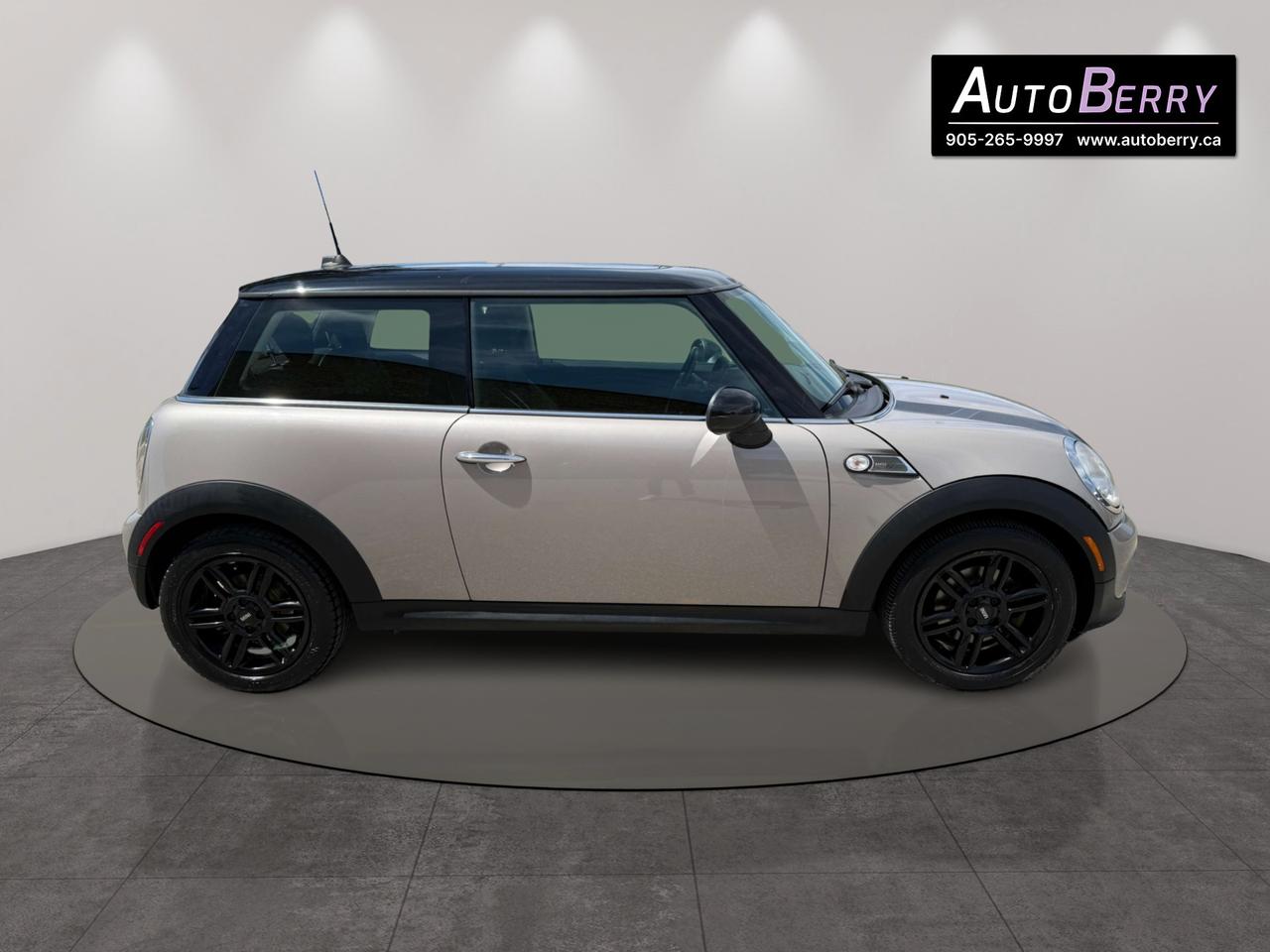 2012 MINI Cooper Hardtop 2dr Cpe Classic Photo