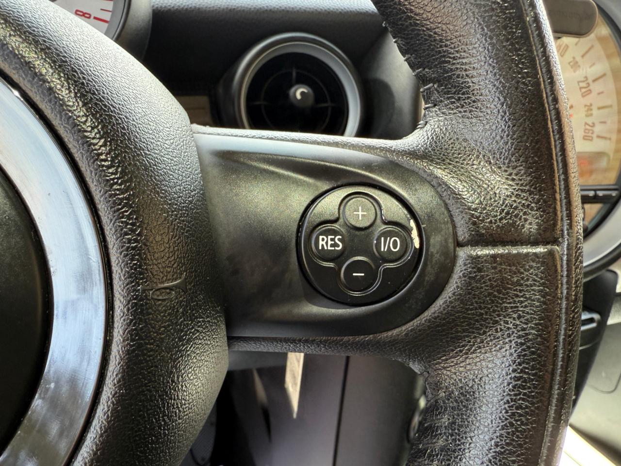 2012 MINI Cooper Hardtop 2dr Cpe Classic Photo