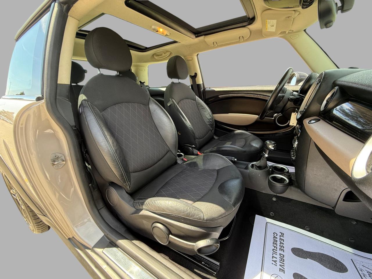 2012 MINI Cooper Hardtop 2dr Cpe Classic Photo