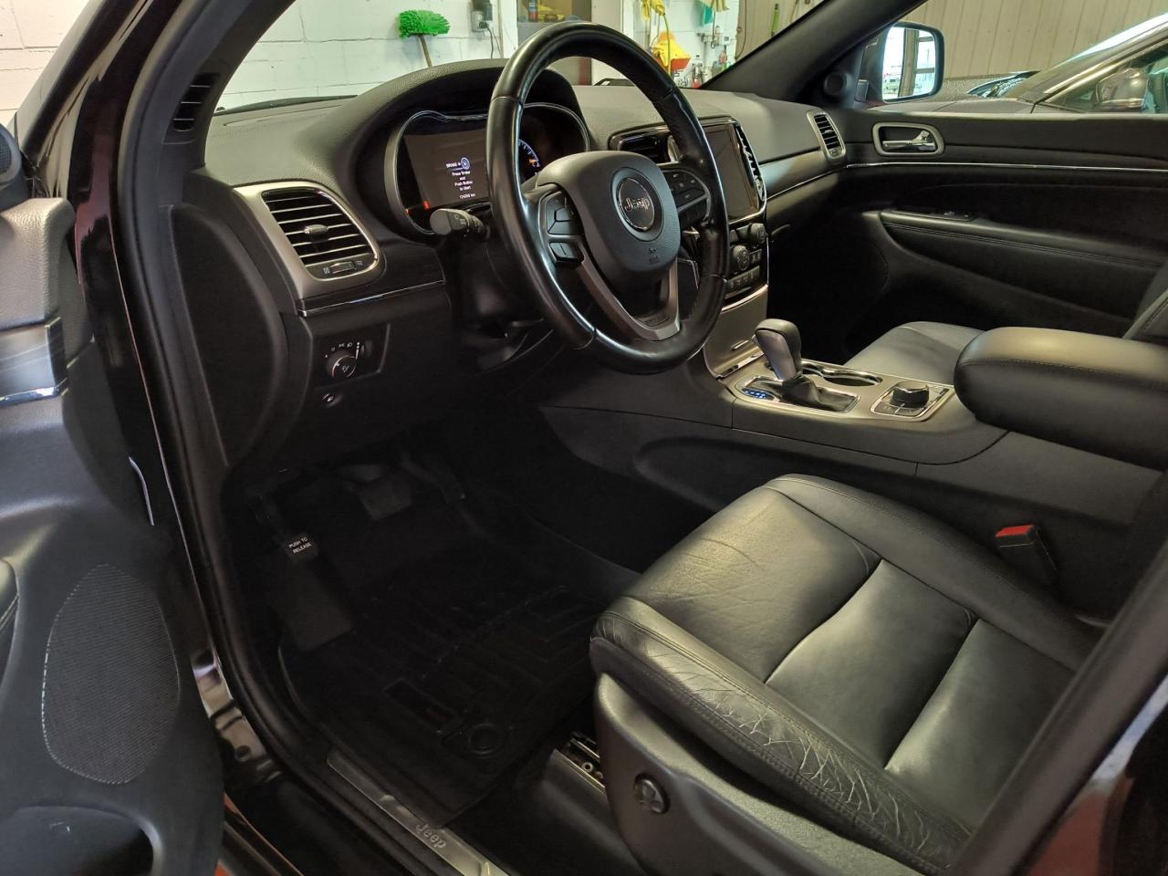 2019 Jeep Grand Cherokee LIMITED 4X4 Photo