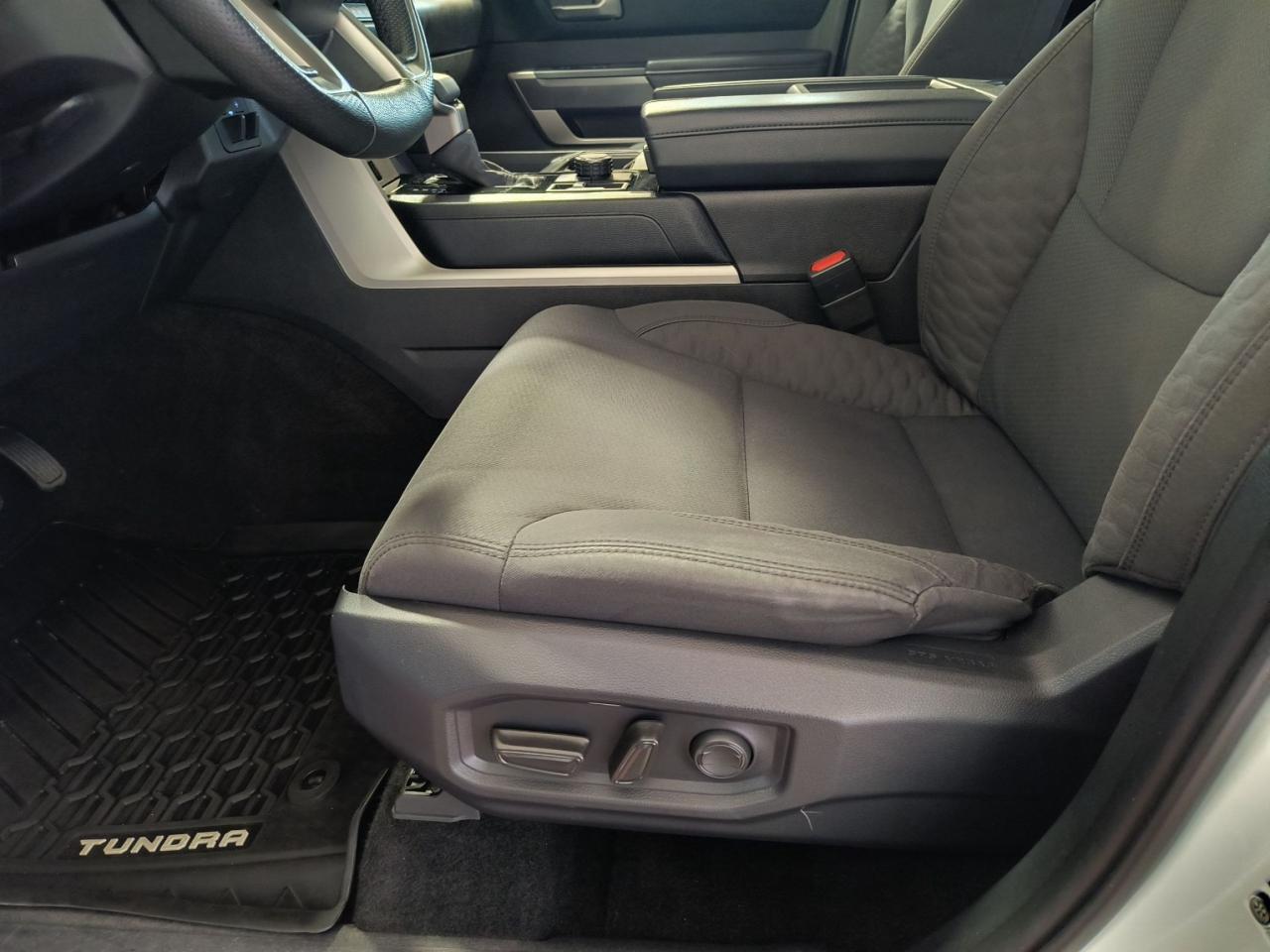 2023 Toyota Tundra SR5 Photo