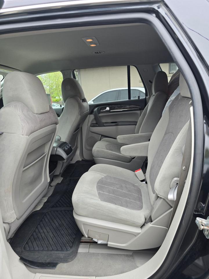 2013 Buick Enclave Convenience - Photo #9