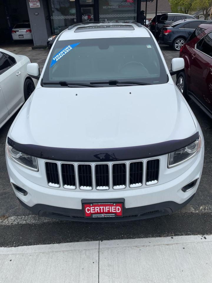 2014 Jeep Grand Cherokee Laredo - Photo #4