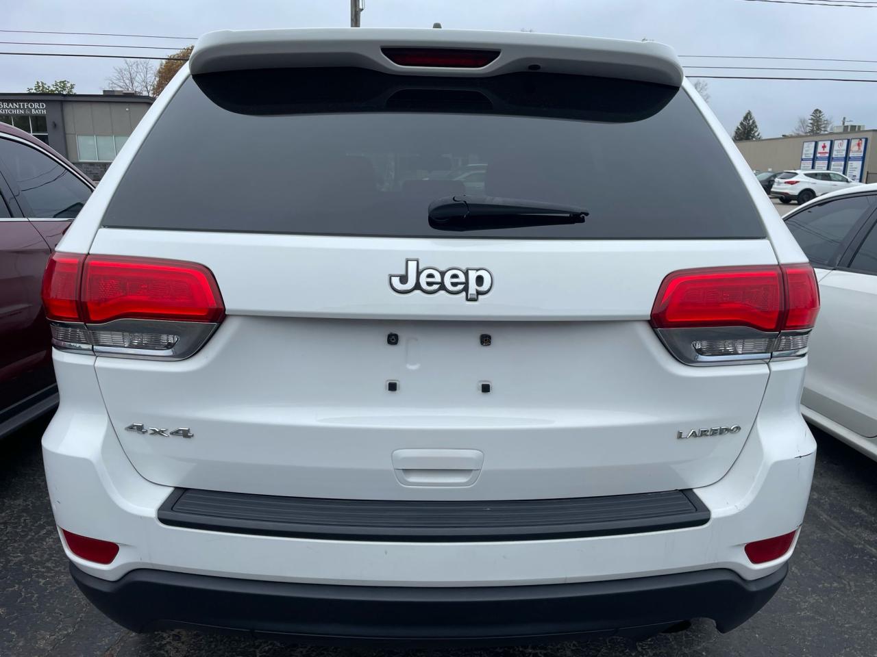 2014 Jeep Grand Cherokee Laredo - Photo #5