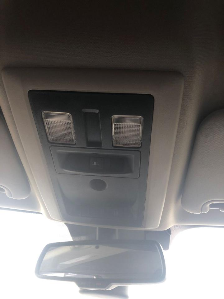 2018 RAM 1500 SLT CERTIFIED WITH 3 YEARS WARRANTY INCLUDED. - Photo #7