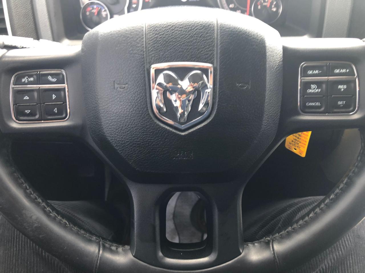 2018 RAM 1500 SLT CERTIFIED WITH 3 YEARS WARRANTY INCLUDED. - Photo #15