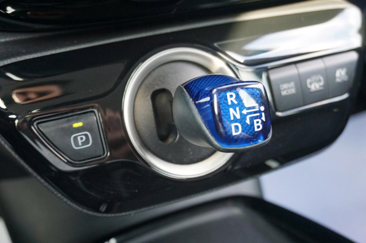 2020 Toyota Prius Prime PRIME CERTIFIED *ACCIDENT FREE* CAMERA BLUETOOTH HEATED SEATS CRUISE ALLOYS - Photo #20