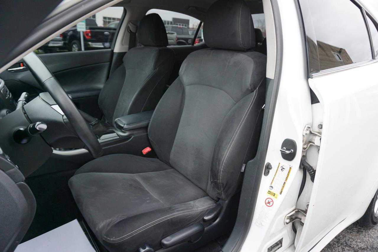 2012 Lexus IS 250 6 SPEED CERTIFIED *EXRTEMELY RARE**ACCIDENT FREE* BLUETOOTH CRUISE ALLOYS - Photo #15