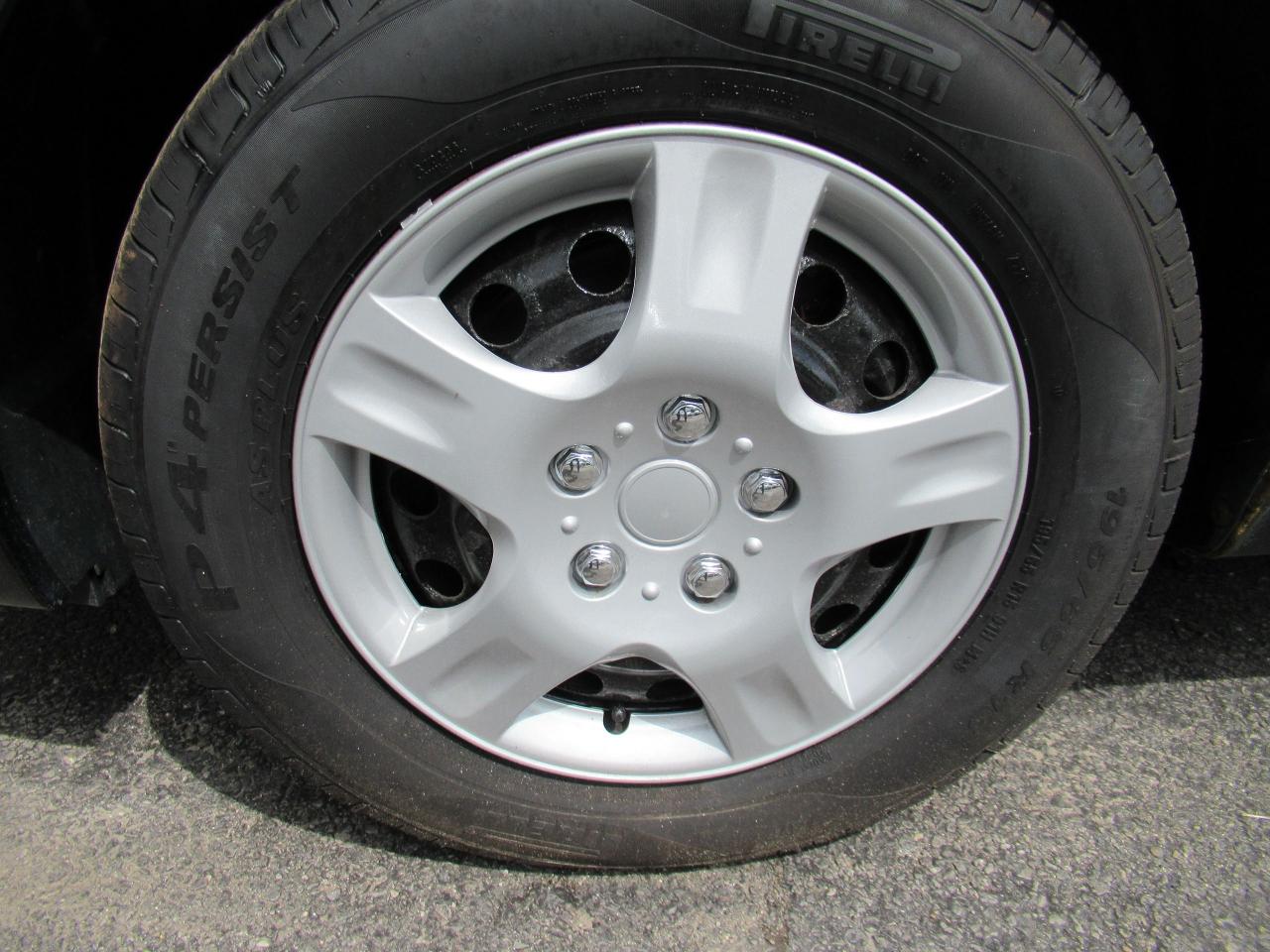 2012 Hyundai Elantra Touring GLS - Photo #5