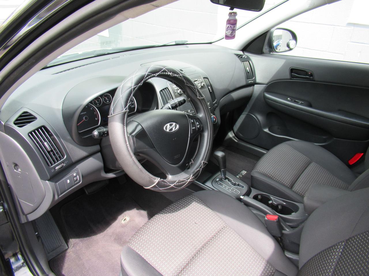2012 Hyundai Elantra Touring GLS - Photo #6