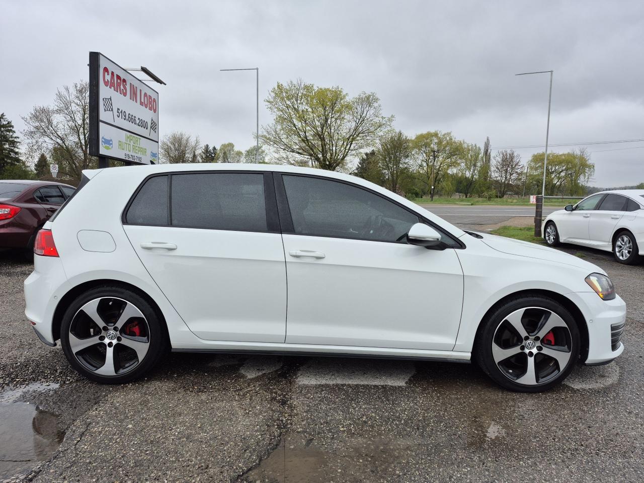 2016 Volkswagen Golf Autobahn - One Owner/No Accidents Photo2