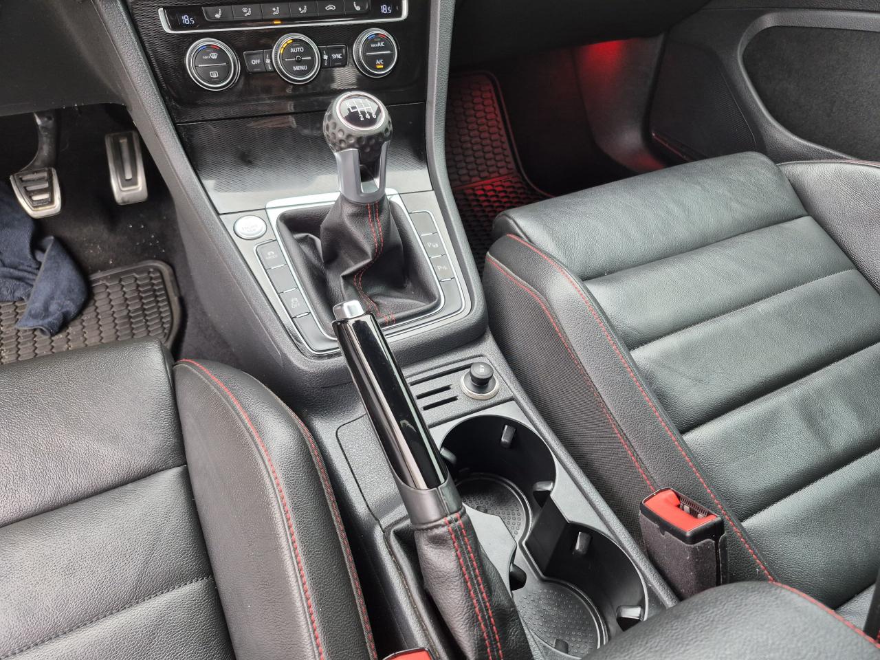 2016 Volkswagen Golf Autobahn - One Owner/No Accidents Photo14