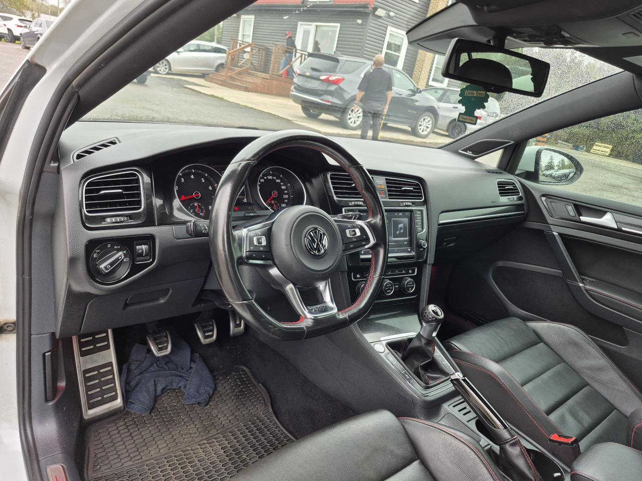 2016 Volkswagen Golf Autobahn - One Owner/No Accidents Photo34