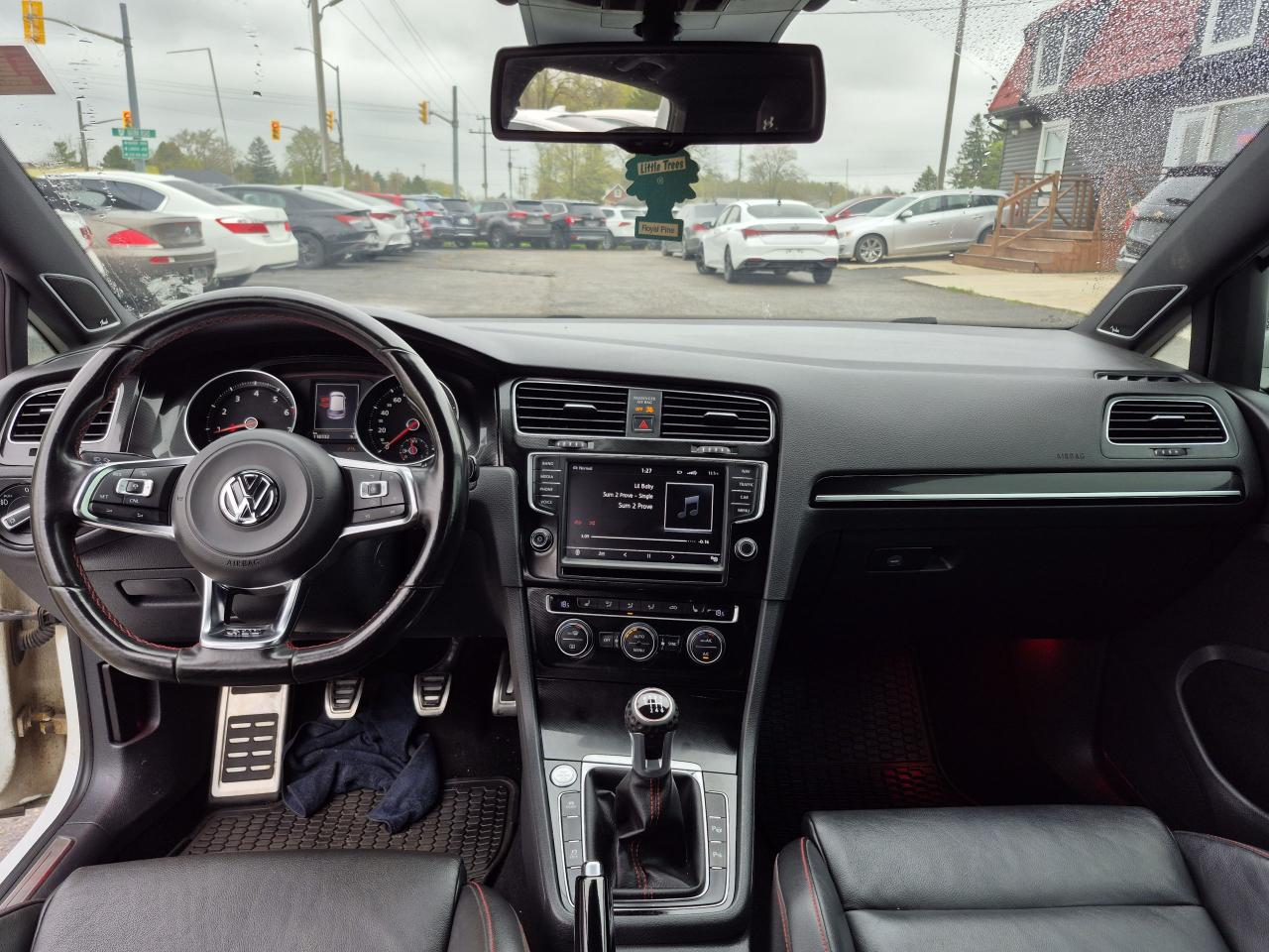 2016 Volkswagen Golf Autobahn - One Owner/No Accidents Photo37