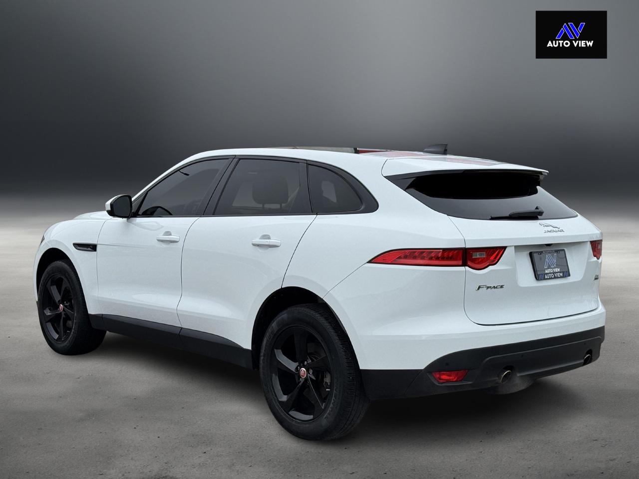 2020 Jaguar F-PACE 25t AWD Prestige **MERIDIAN SPEAKERS** - Photo #7
