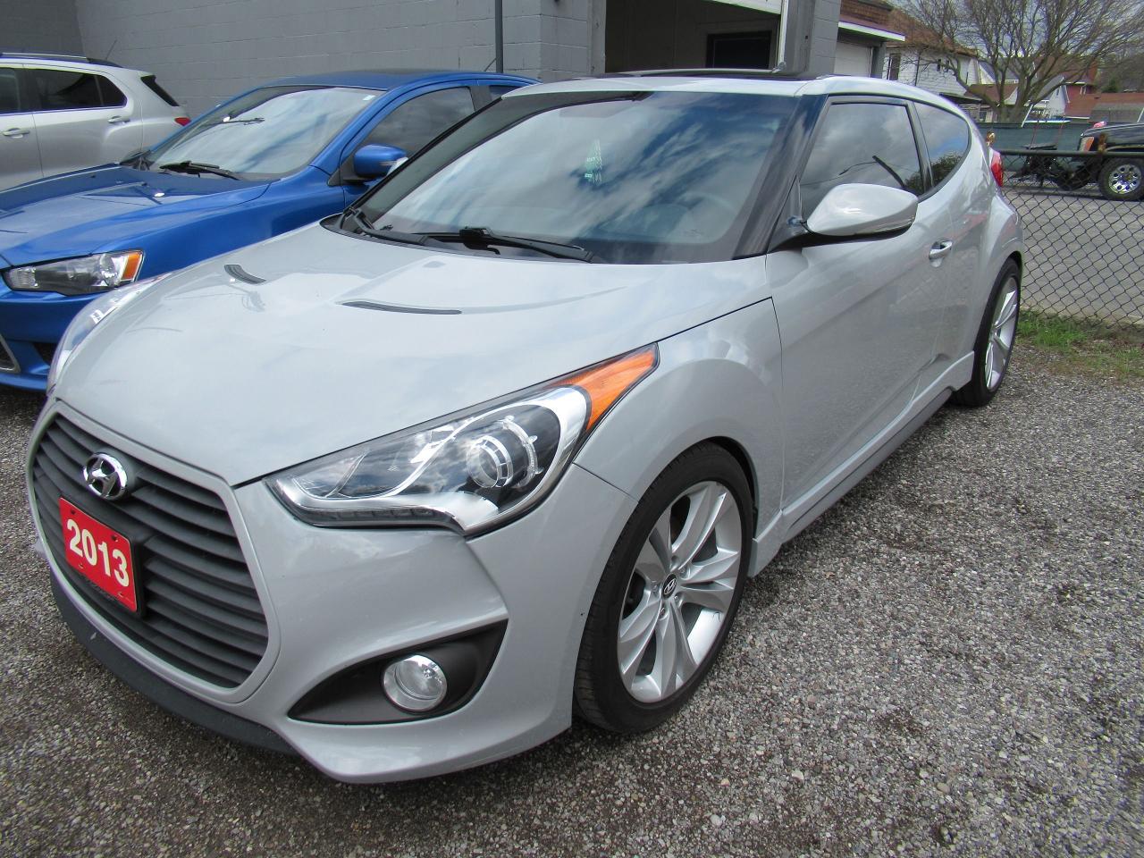Used 2013 Hyundai Veloster Turbo w/Matte Grey for sale in Brantford, ON