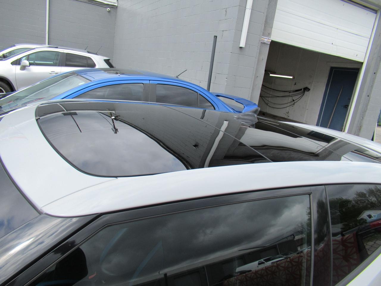 2013 Hyundai Veloster Turbo w/Matte Grey - Photo #6