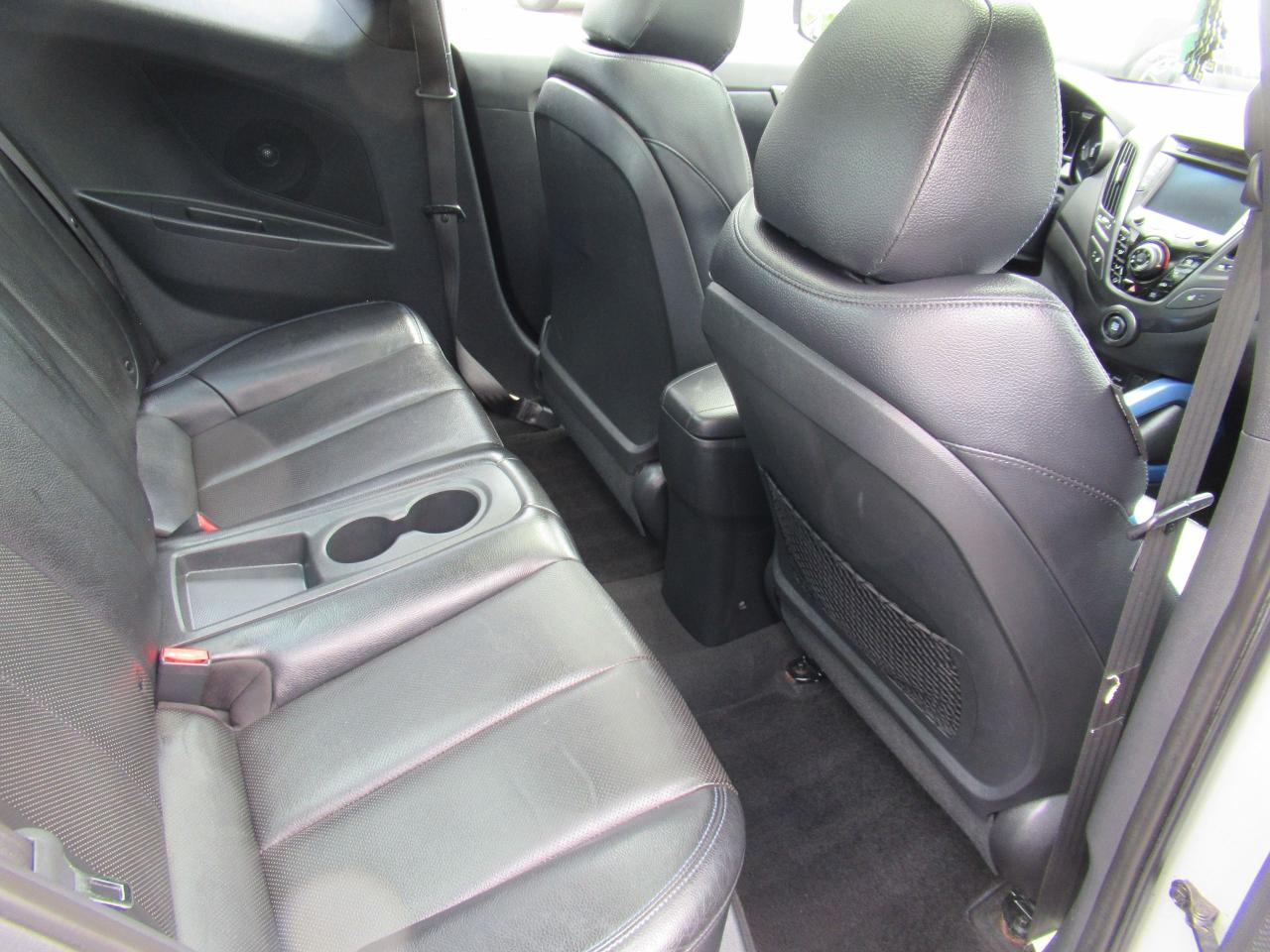 2013 Hyundai Veloster Turbo w/Matte Grey - Photo #10