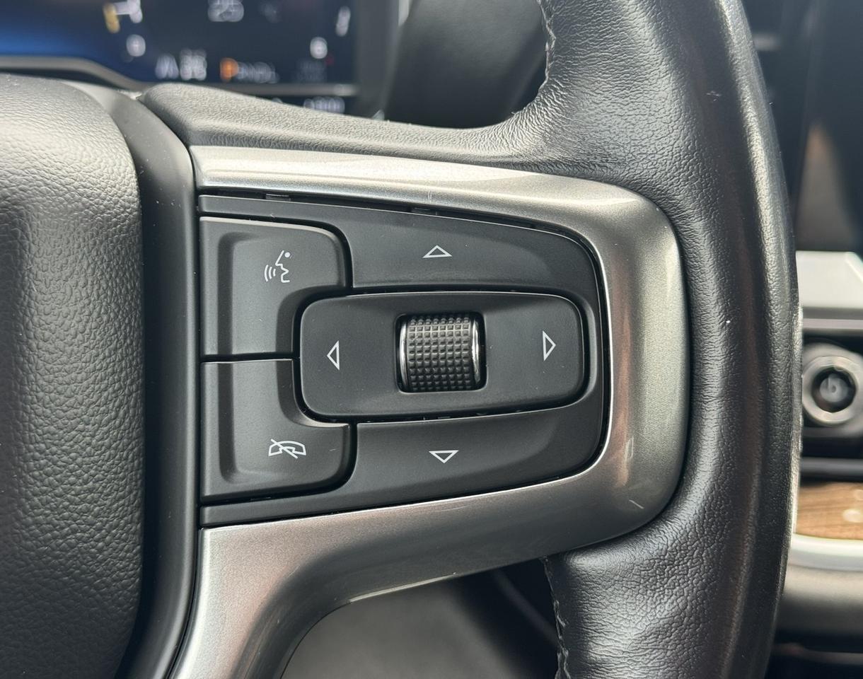 2022 Chevrolet Silverado 1500 4WD Double Cab 147" LT Photo