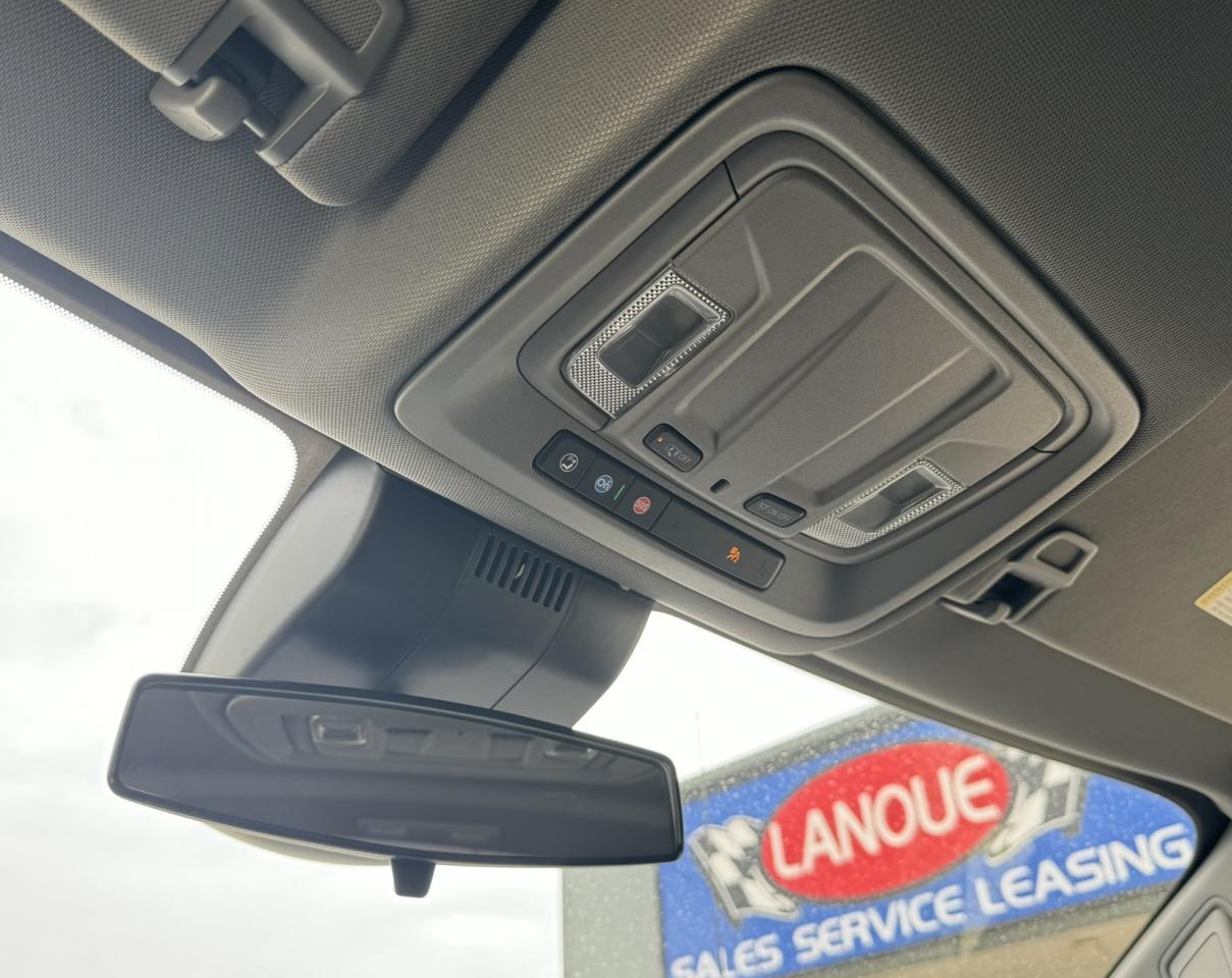 2022 Chevrolet Silverado 1500 4WD Double Cab 147" LT Photo