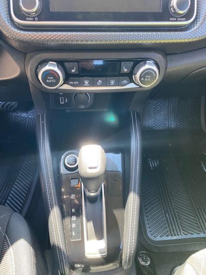 2020 Nissan Kicks SV FWD - Photo #11