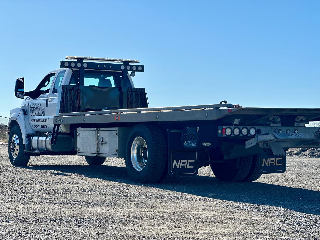 2019 Ford F-750 Super Duty XL SUPERCAB TOW TRUCK W/ 22' GALVANIZED DECK Photo5