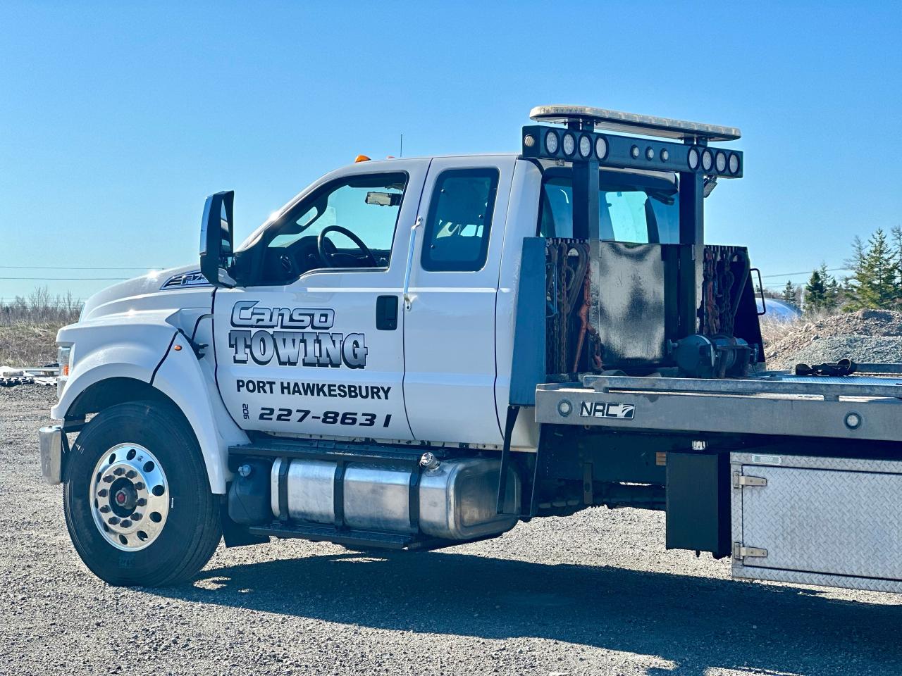 2019 Ford F-750 Super Duty XL SUPERCAB TOW TRUCK W/ 22' GALVANIZED DECK Photo5