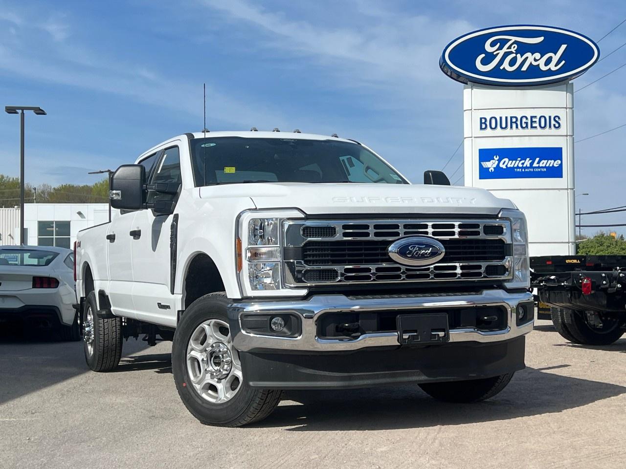 New 2025 Ford F-350 Super Duty SRW XLT 4WD CREW CAB 6.75' BOX for sale in Midland, ON