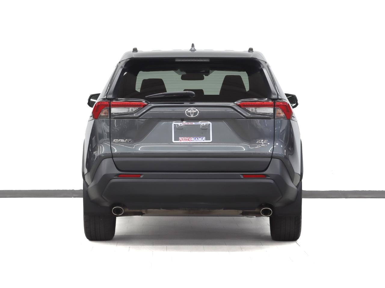 2021 Toyota RAV4 XLE | AWD | Sunroof | Leather | BSM | CarPlay