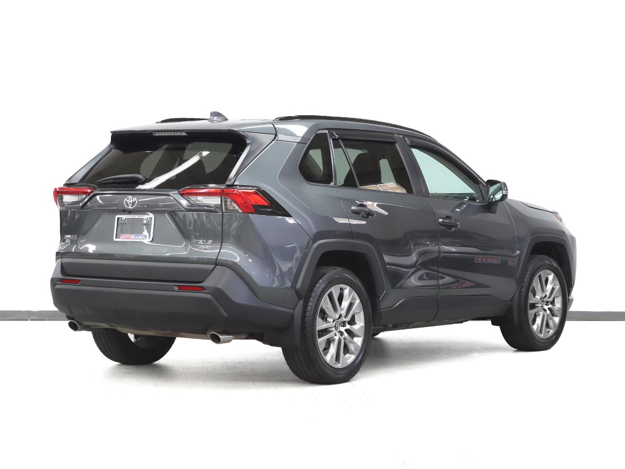 2021 Toyota RAV4 XLE | AWD | Sunroof | Leather | BSM | CarPlay