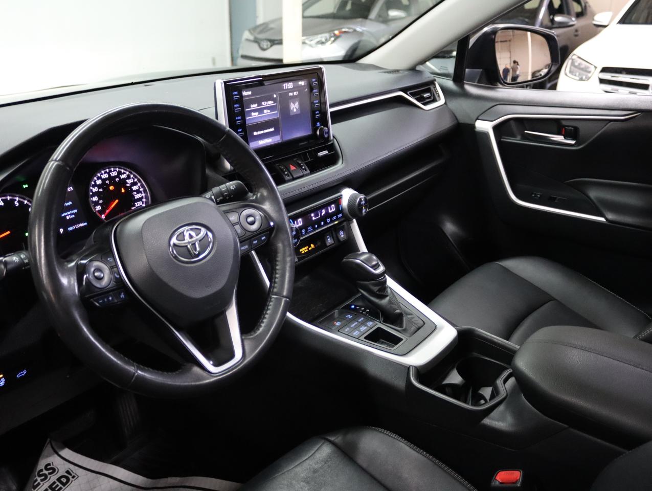 2021 Toyota RAV4 XLE | AWD | Sunroof | Leather | BSM | CarPlay