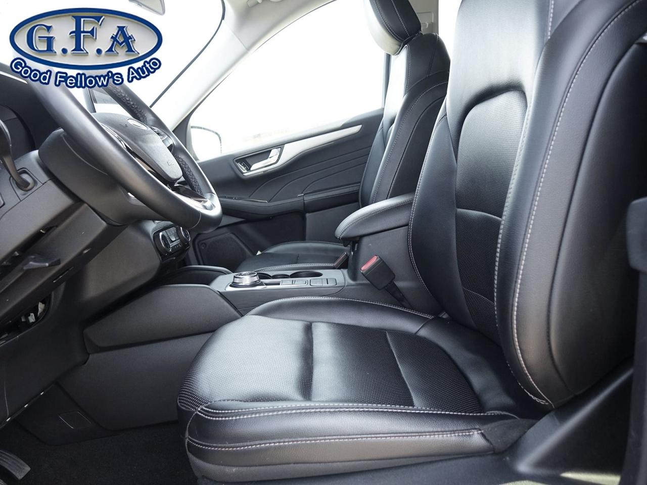 2022 Ford Escape SEL MODEL, AWD, LEATHER SEATS, PANORAMIC ROOF, NAV Photo8