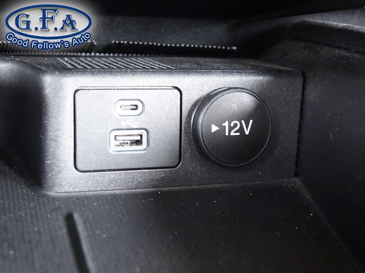 2022 Ford Escape SEL MODEL, AWD, LEATHER SEATS, PANORAMIC ROOF, NAV Photo16