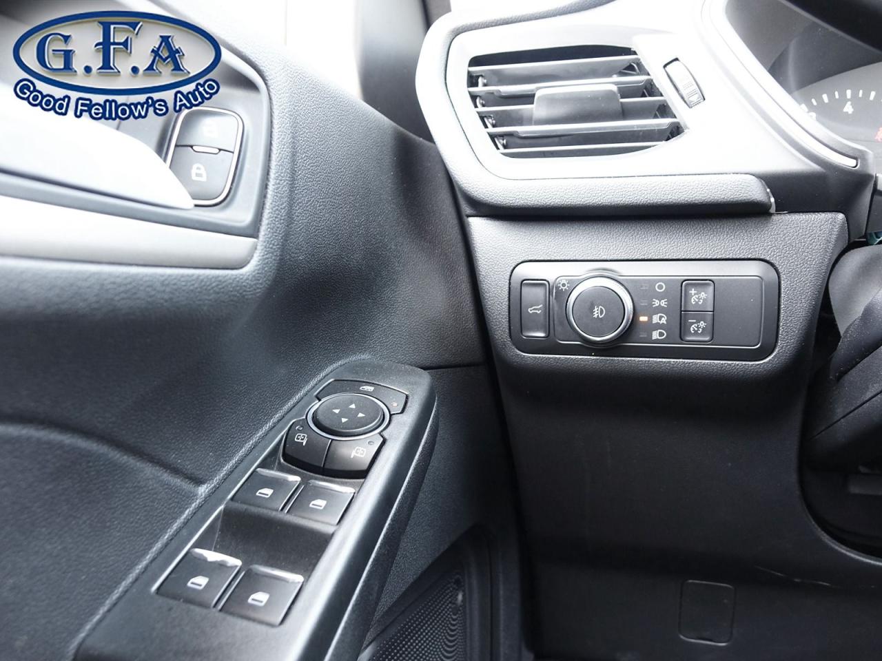 2022 Ford Escape SEL MODEL, AWD, LEATHER SEATS, PANORAMIC ROOF, NAV Photo41