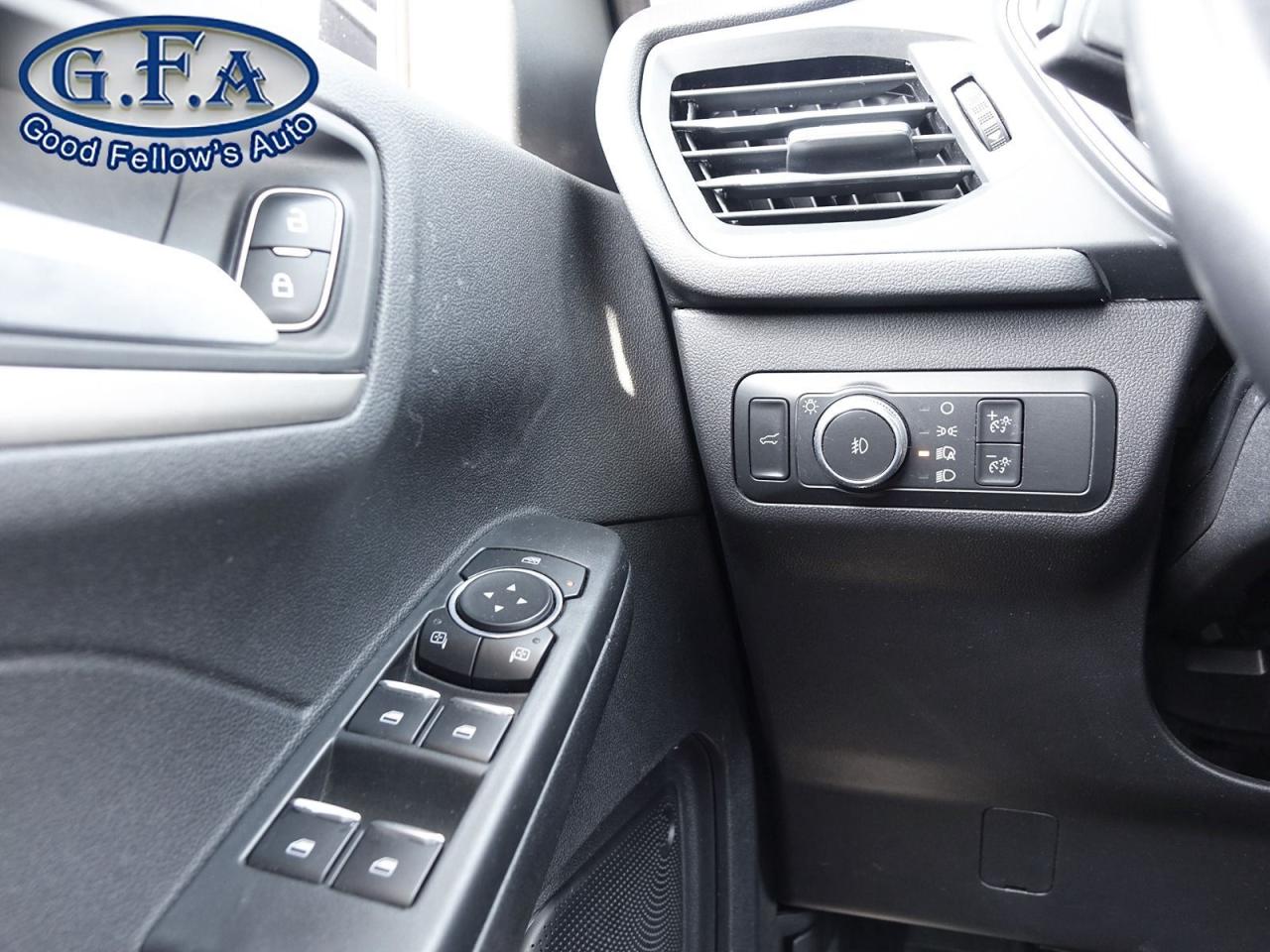 2022 Ford Escape SEL MODEL, AWD, LEATHER SEATS, PANORAMIC ROOF, NAV - Photo #19