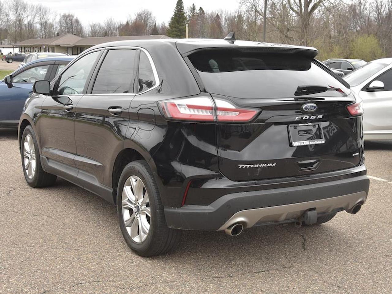 2021 Ford Edge Titanium Photo