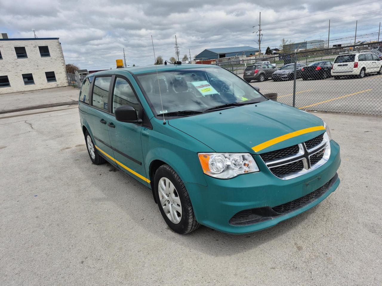 2016 Dodge Grand Caravan SE - Photo #3