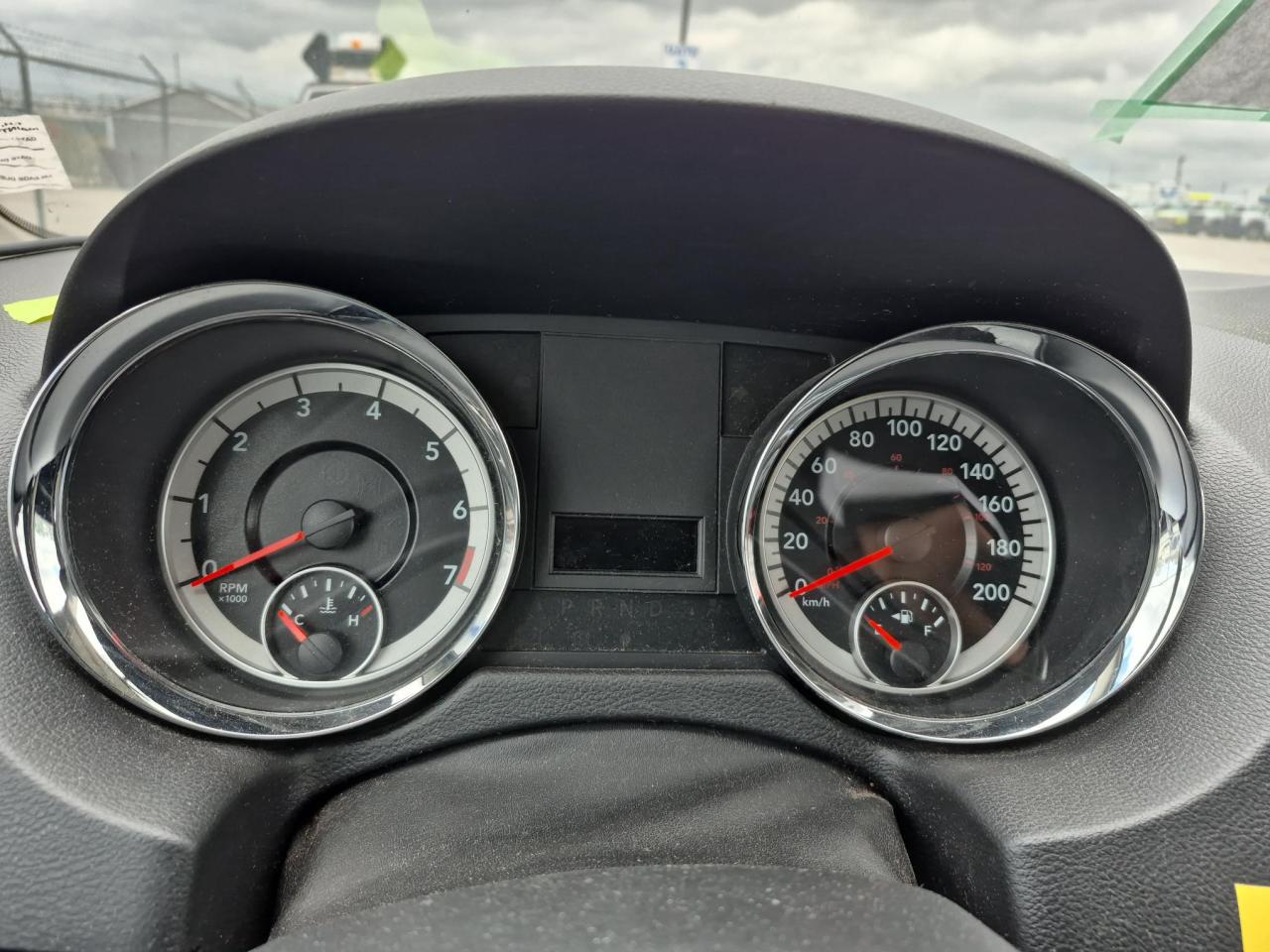 2016 Dodge Grand Caravan SE - Photo #9