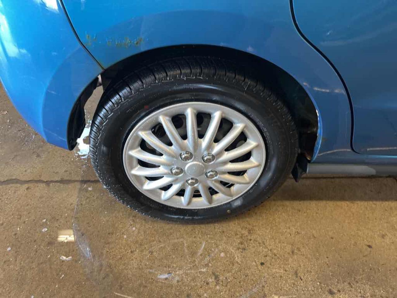 2018 Mitsubishi Mirage ES - Photo #18