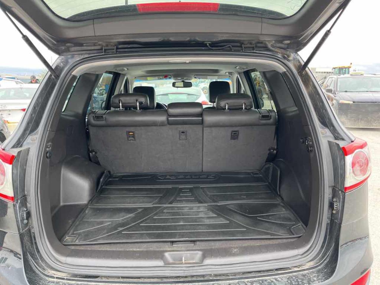 2012 Hyundai Santa Fe SE - Photo #20