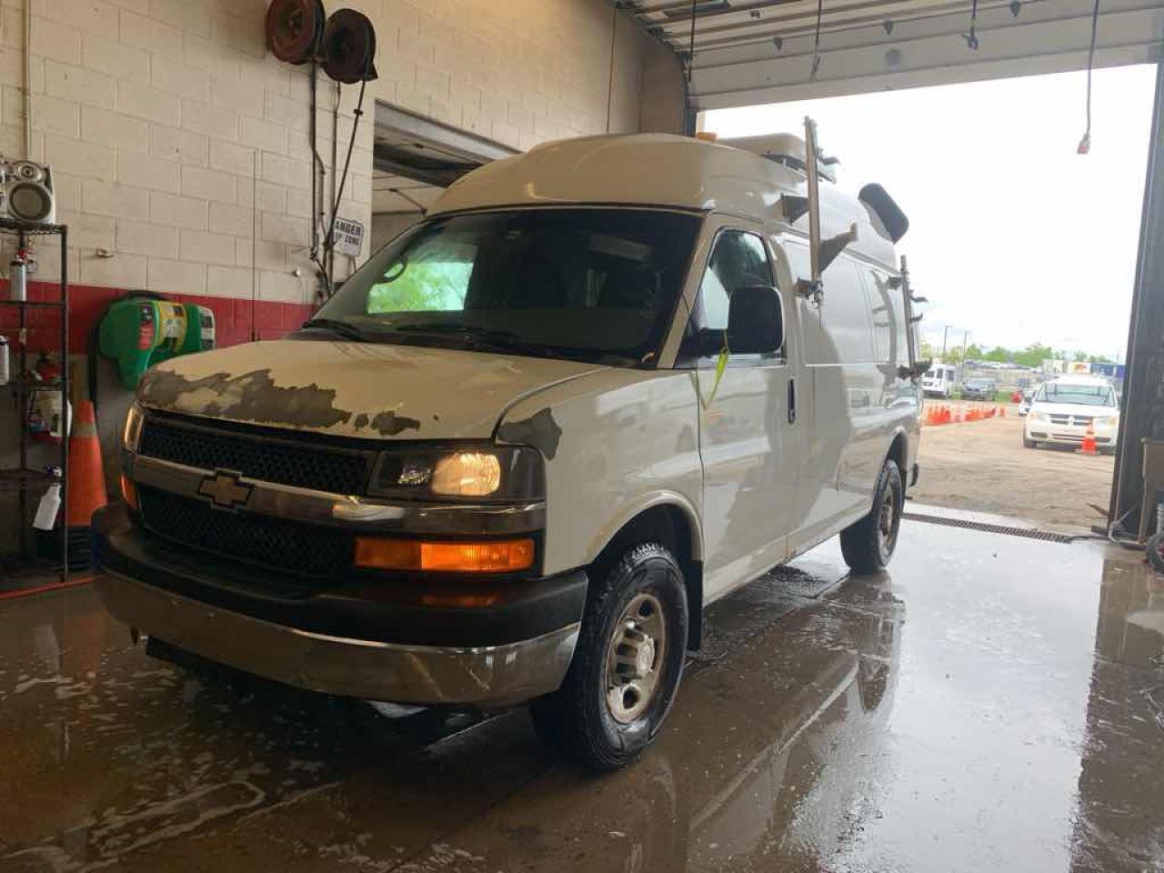 Used 2010 Chevrolet Express G3500 for sale in Innisfil, ON
