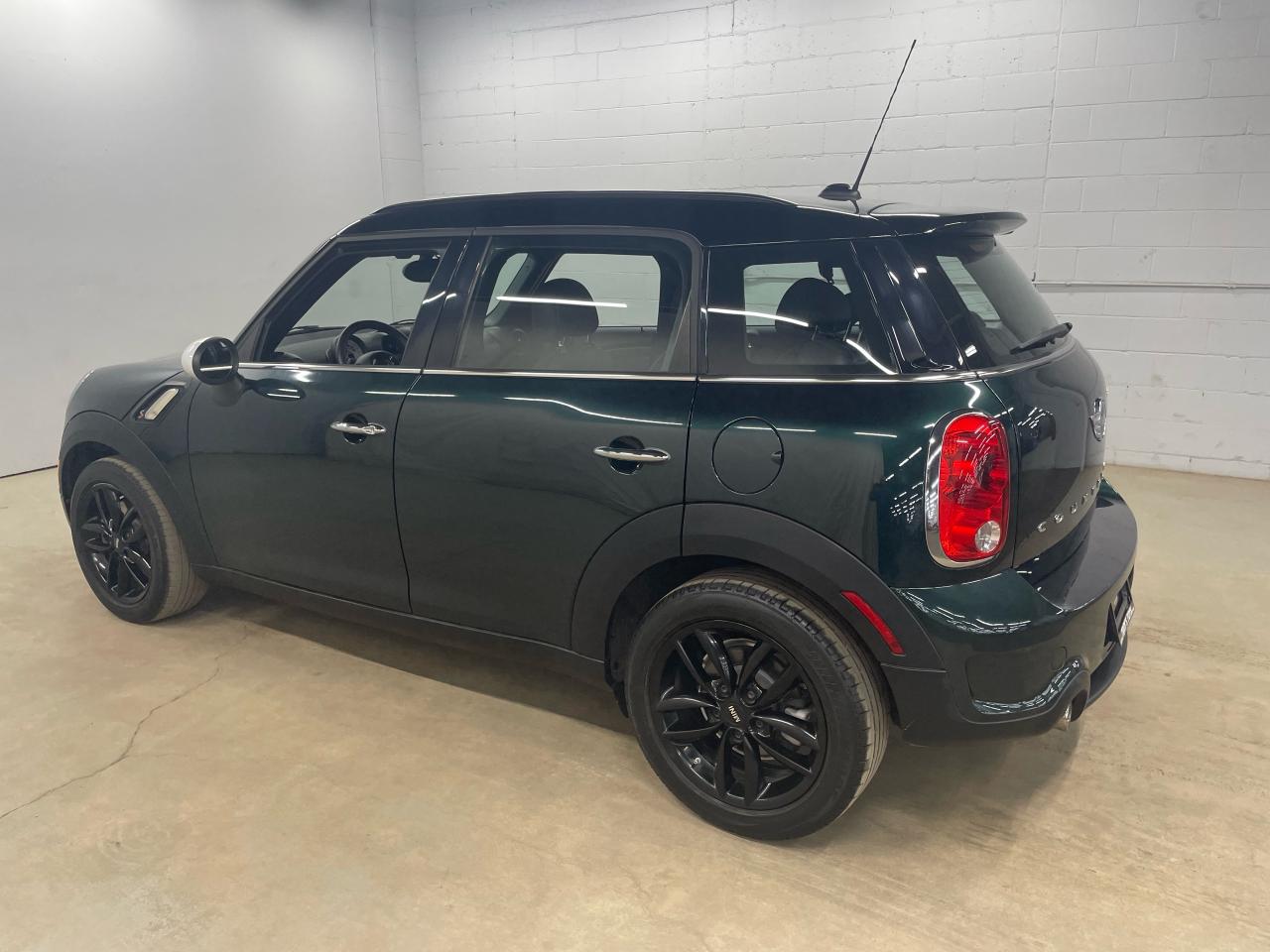2013 MINI Cooper Countryman S Photo4