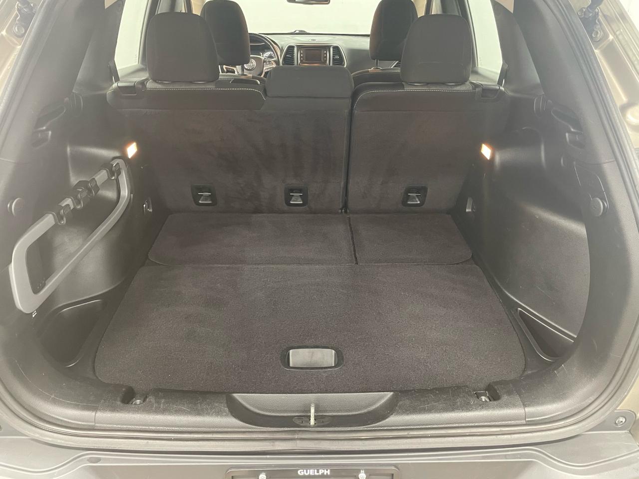 2016 Jeep Cherokee SPORT 4X4 Photo6