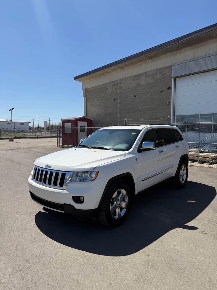 Used 2011 Jeep Grand Cherokee Limited for sale in Saskatoon, SK